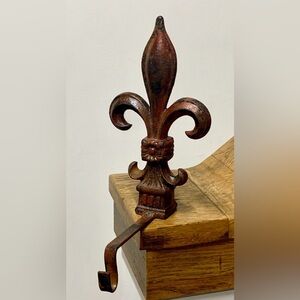 Vintage Victorian Era Cast Iron Antique Repurposed Fleur De Lis Finial Hook
